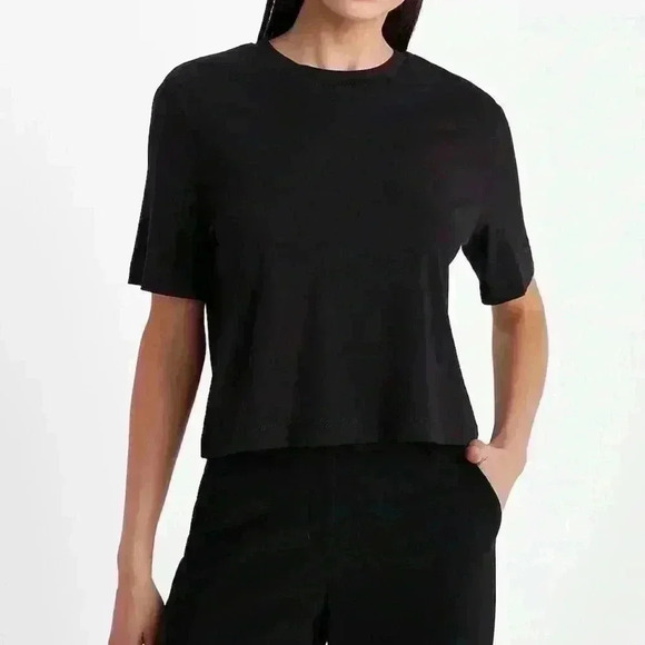 Express Crew Neck Short Sleeve Cropped Boyfriend Tee - Picture 1 of 4